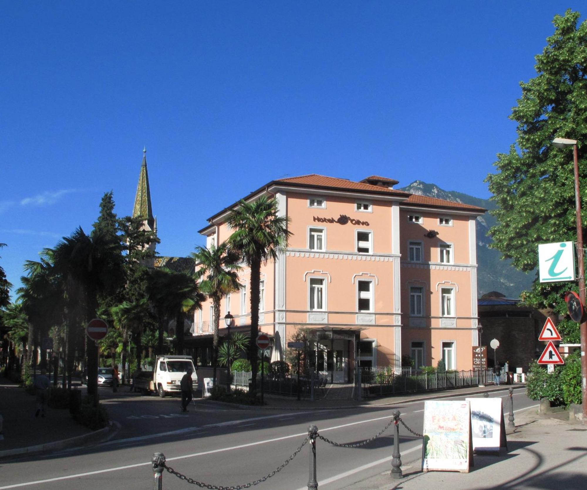 Hotel Olivo Arco Exterior photo